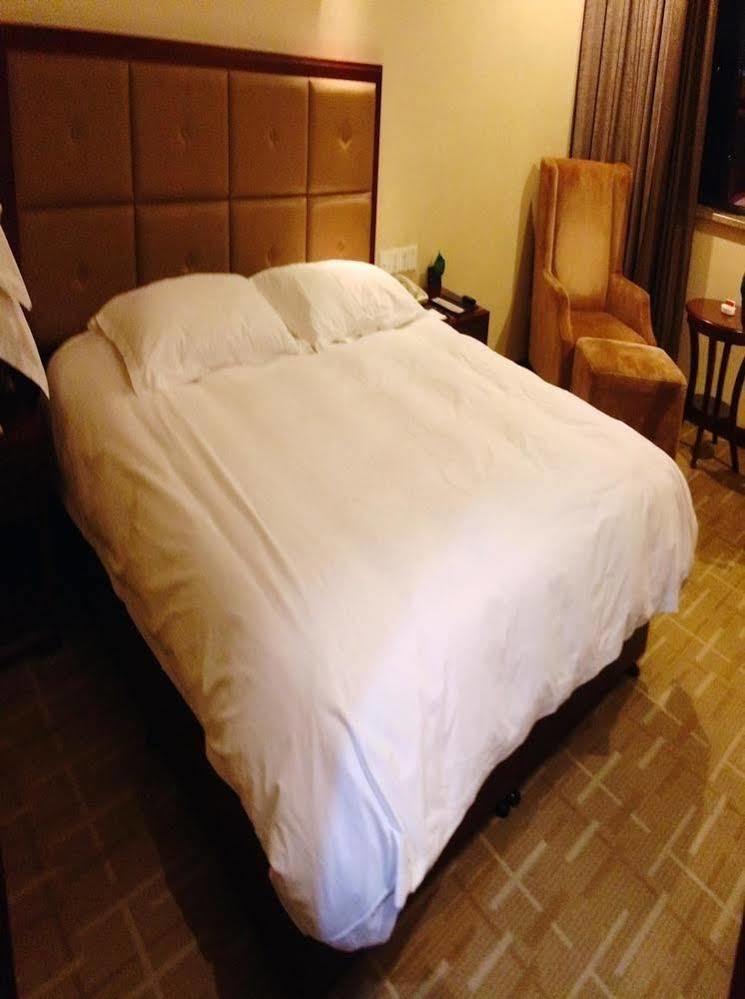 Hangzhou Ving Hotel Экстерьер фото